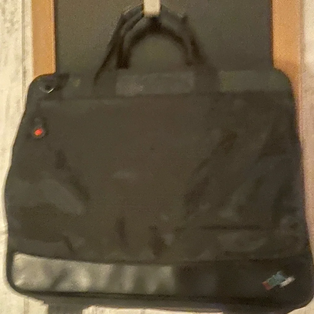 IBM Think Pad Black Canvas Messenger Bag 16